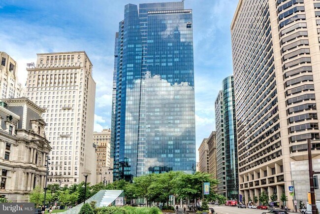 Building Photo - 1414 S Penn Square