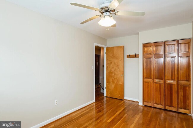Building Photo - 8551 Harris Ave
