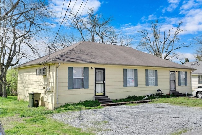 Primary Photo - 2 Bedroom, 1 Bathroom Duplex in Gallatin! ...