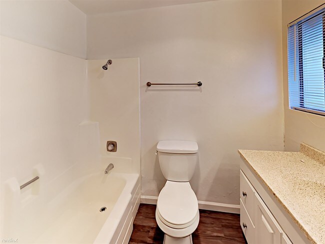 Building Photo - 2407 Adams Ave