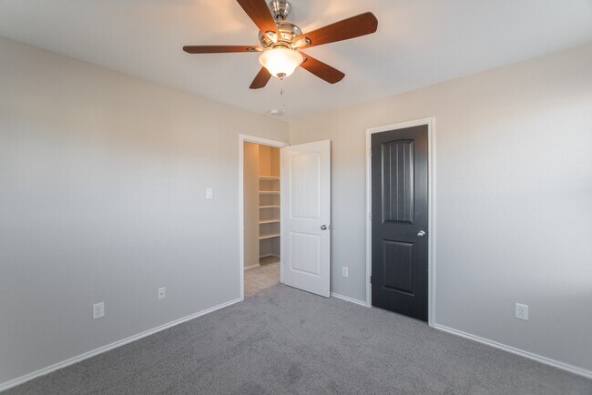 Building Photo - 7247 Basque Country Dr