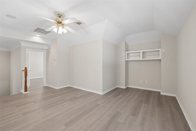 Building Photo - 6414 Pinewood Trace Ln