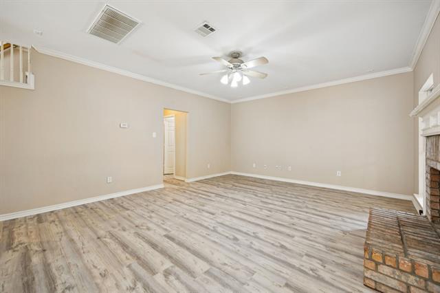 Building Photo - 1009 Spanish Oak Dr