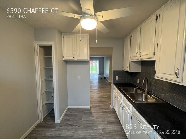 Building Photo - 6590 Chaffee Ct