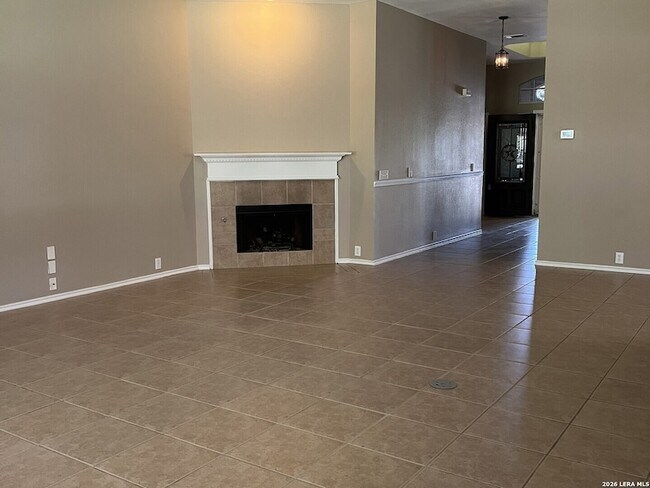 Building Photo - 4724 Green Bluff Dr
