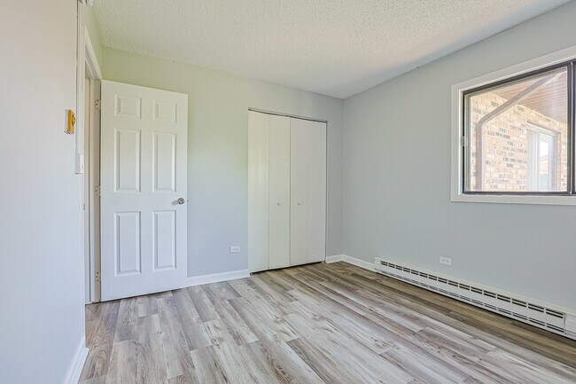 Building Photo - 210 Klein Creek Ct