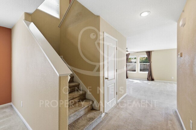 Building Photo - 2708 Woodfield Way