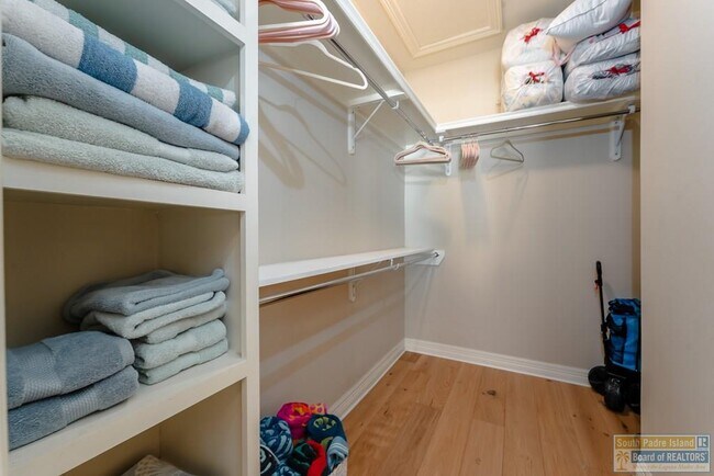 Building Photo - 109 W Cora Lee Dr