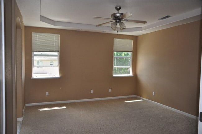 Building Photo - Must See! Cul de Sac Spacious 4 Bedroom