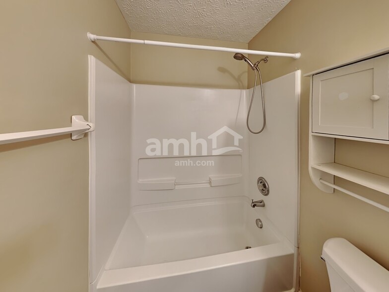 Building Photo - 8157 Grant Park Ave