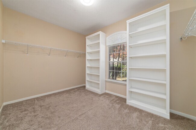 Building Photo - 2618 Bridgestone Park Ln
