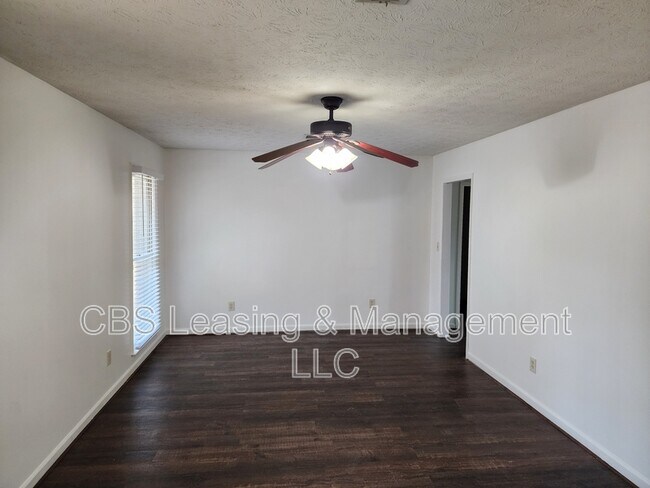 Building Photo - 710 Rodney St