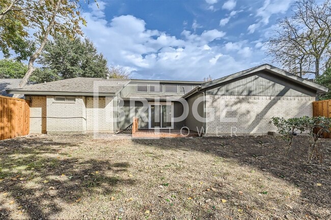 Building Photo - 2933 Deep Valley Trail