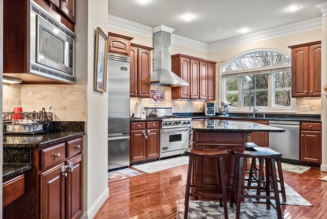 Building Photo - 7000 Eastern Red Cedar Ln