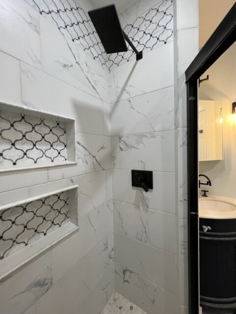 Building Photo - 1426 E Florida St