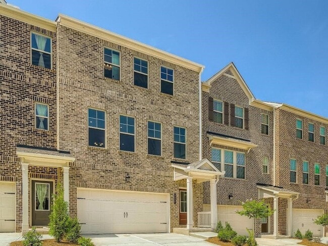 Primary Photo - 3537 Hidden Valley Cir