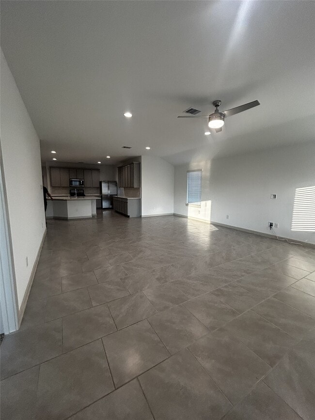 Building Photo - 3810 Lila Lake Ln