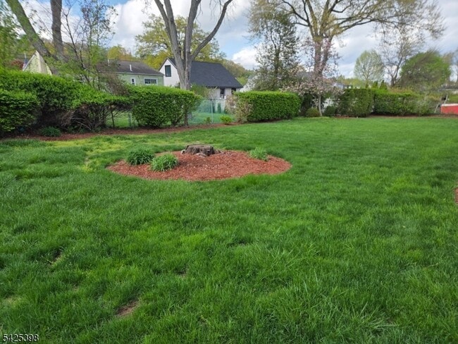 Building Photo - 144 Raphael Rd