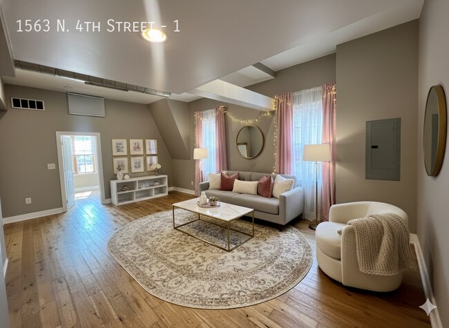 Building Photo - 1563 N 4th St