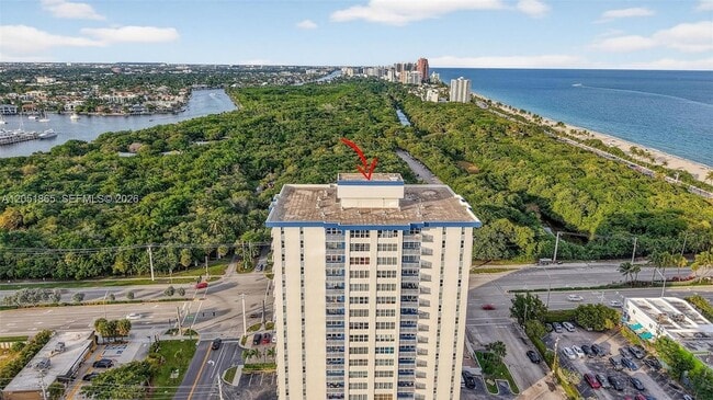 Building Photo - 3000 E Sunrise Blvd