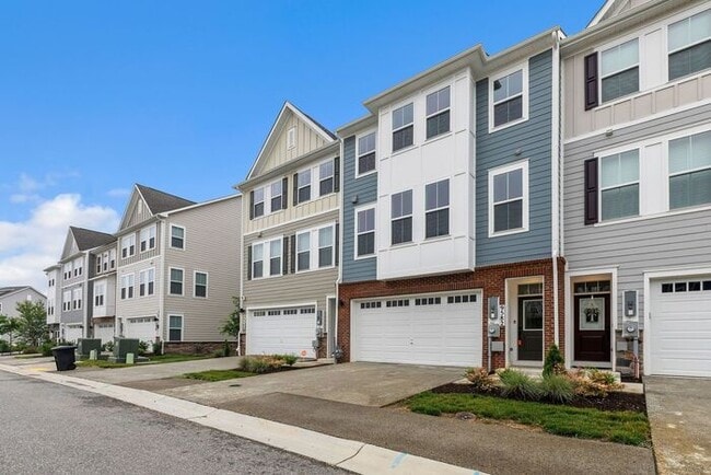 Building Photo - 9582 Killenney Pl