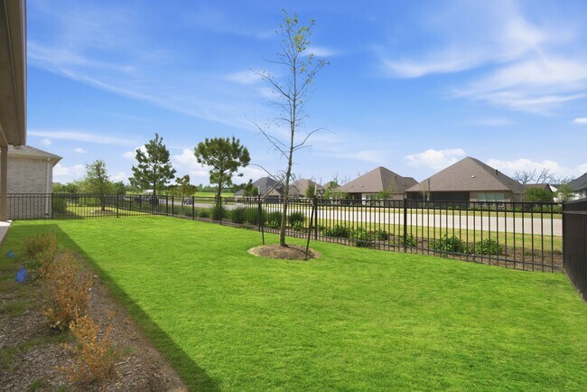 Building Photo - 9727 Rockwell Dr