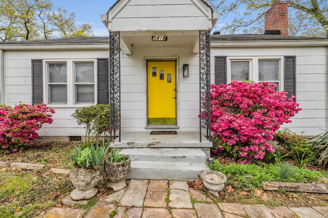 Primary Photo - Charming Stuart Heights Home – Spacious, S...