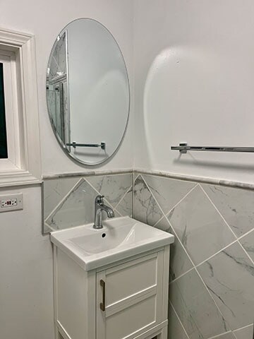 Building Photo - 655 Santa Maria Rd