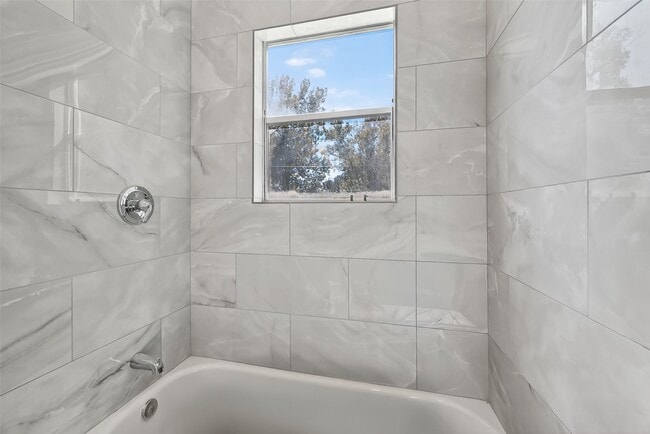 Building Photo - 301 E 3rd St