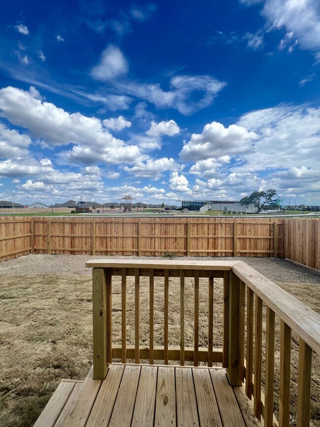 Building Photo - 9183 Trails End