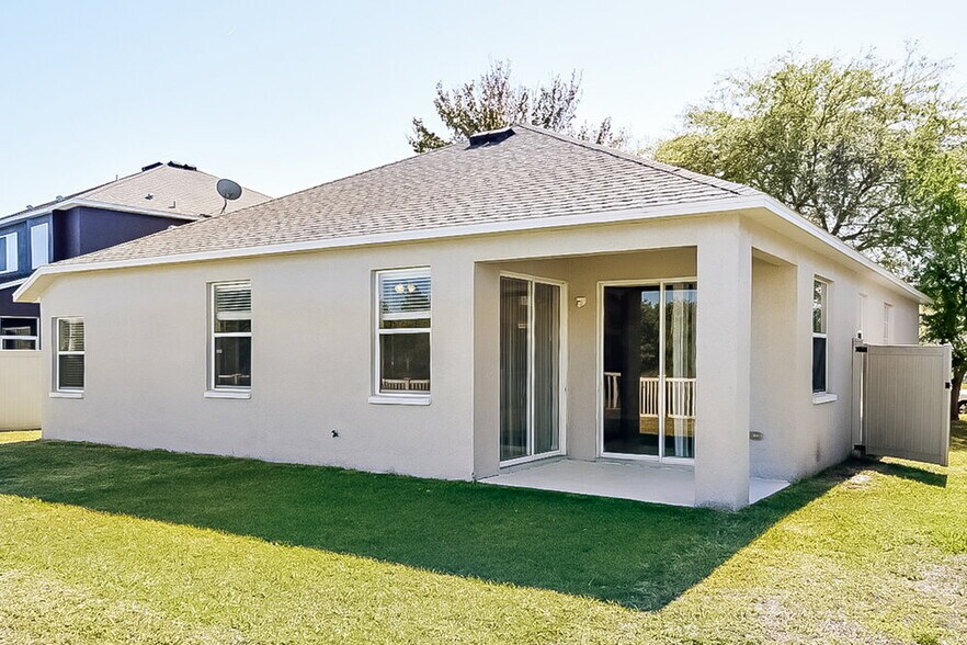 Building Photo - 9252 Zincoe Ln