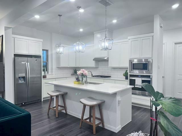 Building Photo - 3305 Sarala Ct