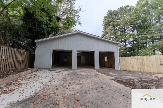 Building Photo - 11319 Harding Rd