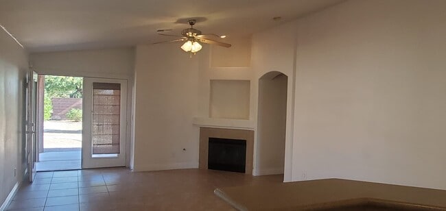 Building Photo - 9510 Alhambra Valley St