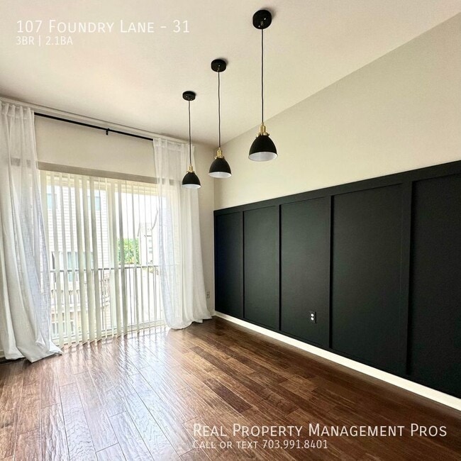Building Photo - 107 Foundry Ln