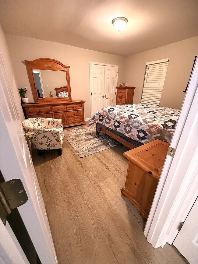 Building Photo - 113 Bottlebrush Ct