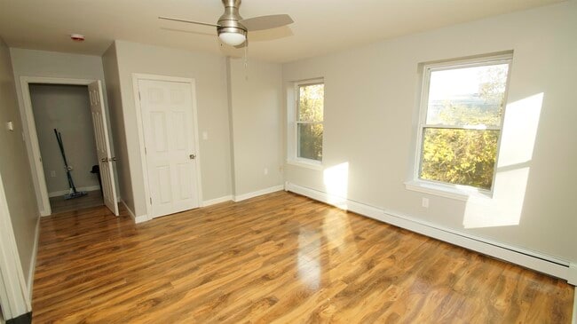 Building Photo - 29 High St