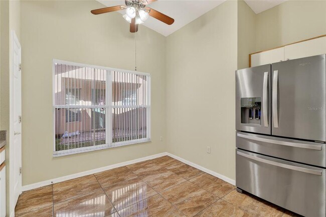 Building Photo - 156 Grand Canal Dr