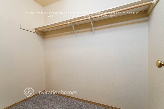 Building Photo - 306 Deeded St