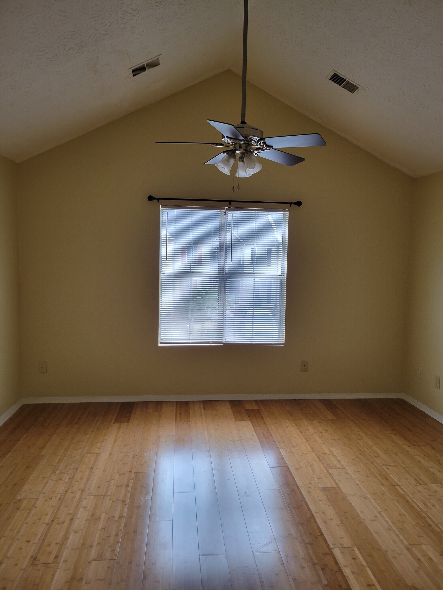Bedroom 1 - 496 Prince of Wales