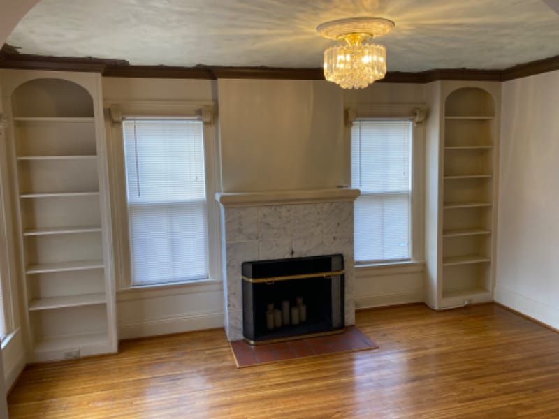 Building Photo - 1060 Park Ave