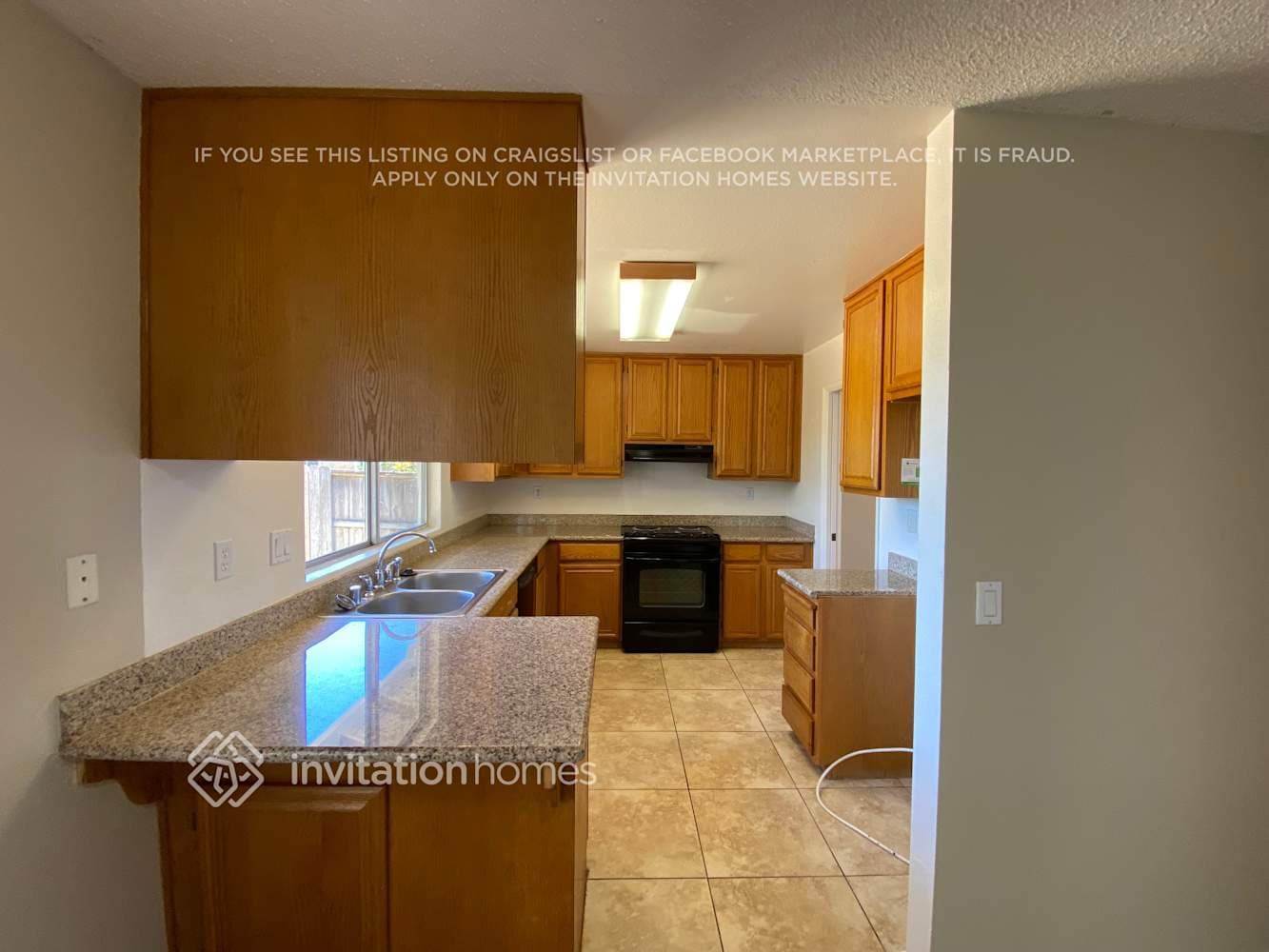 Building Photo - 4886 Birkdale Cir