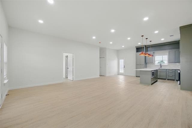 Building Photo - 9002 Breezy Rd