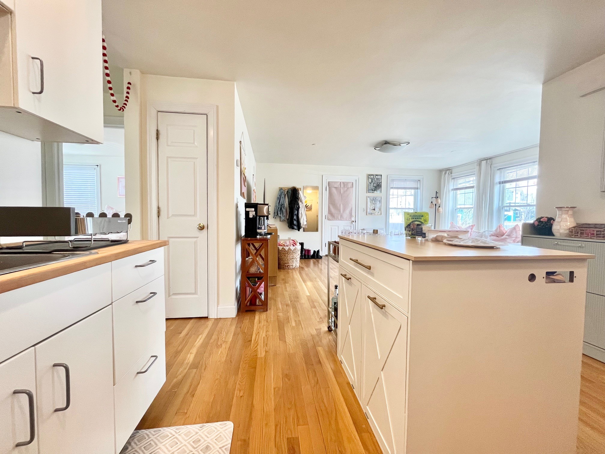 Building Photo - 17 Raymond St