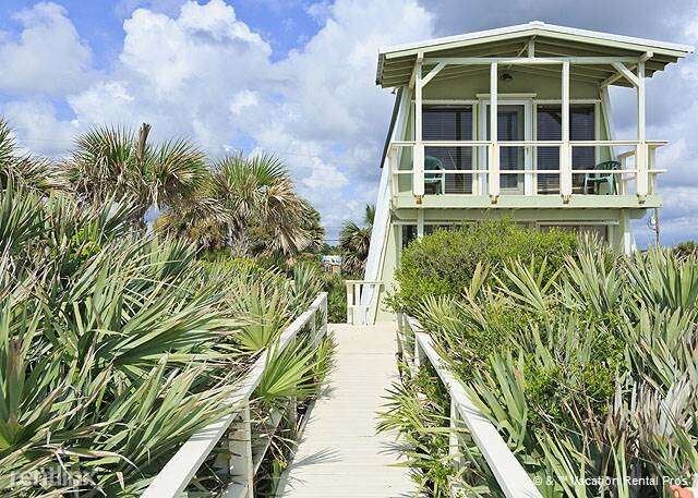Building Photo - 3199 N Oceanshore Blvd