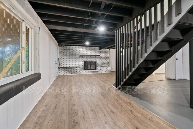 Building Photo - 318 McCutcheon Ln