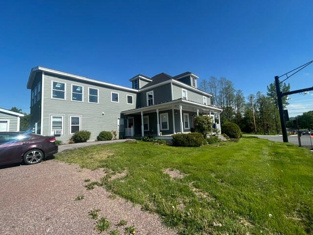 Building Photo - 1169 Essex Rd