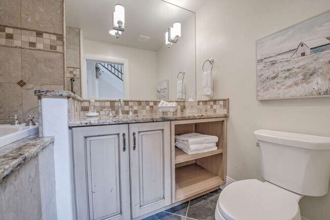 Building Photo - Winter Rental