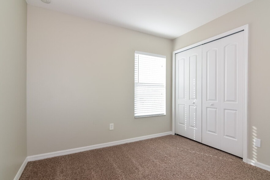 Building Photo - 18832 Sunterra Dr