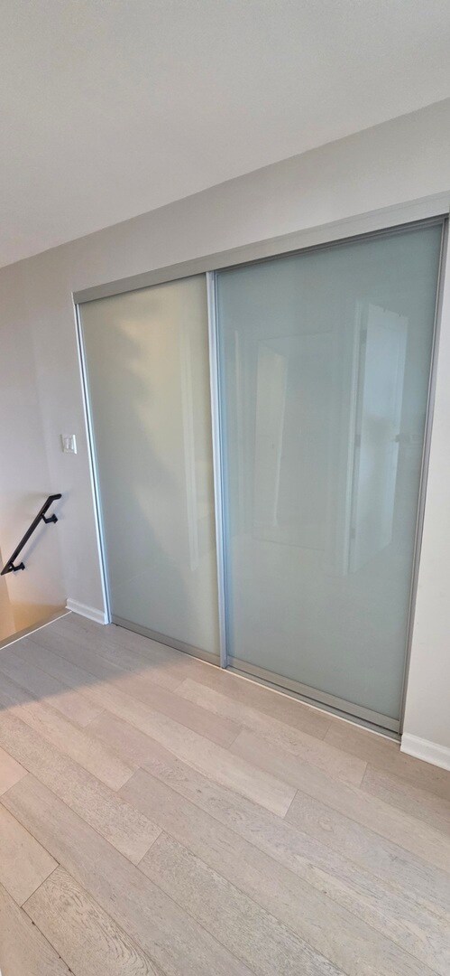 Building Photo - 1221 N Dearborn Pkwy